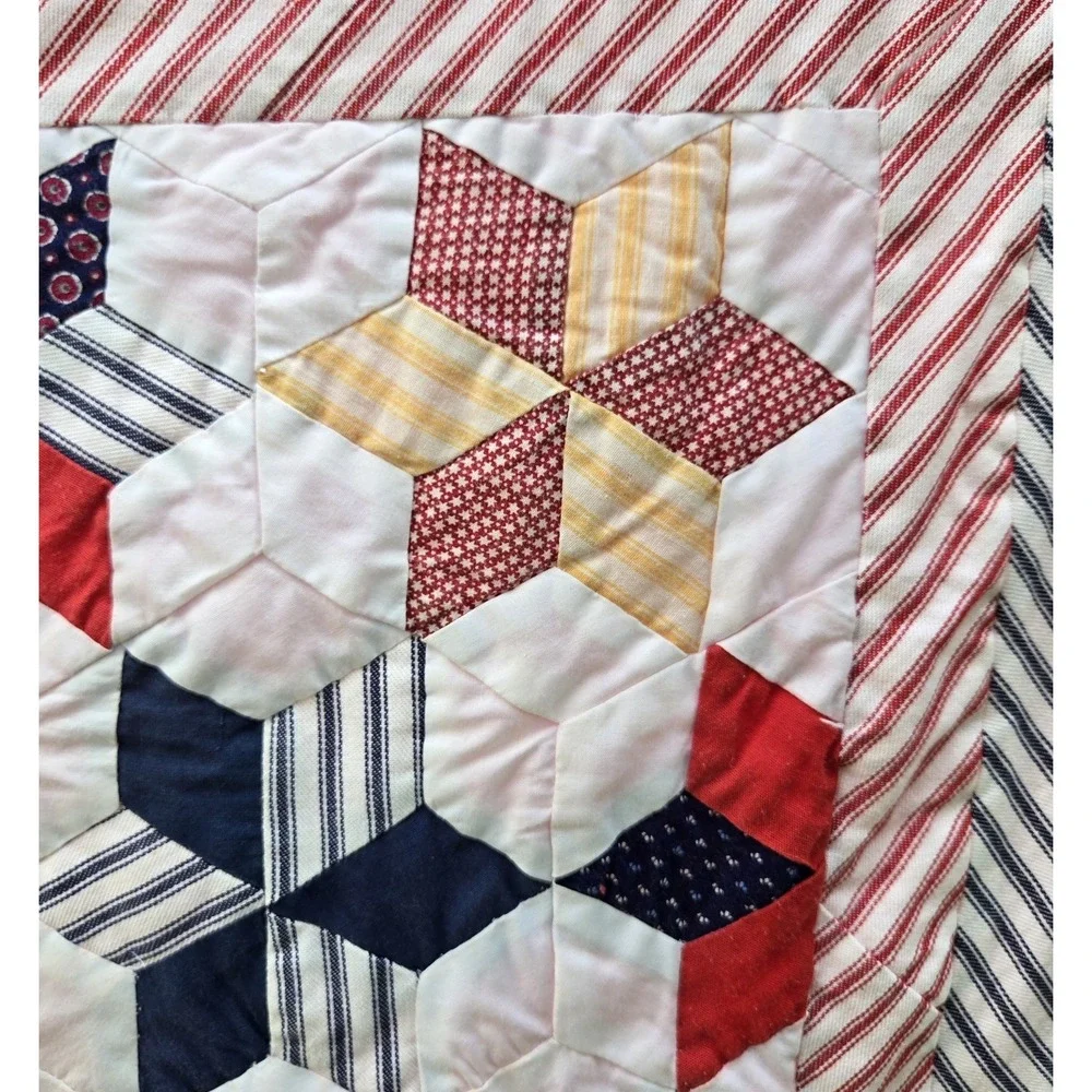 Vintage Handmade Patriotic Star Quilt 36 x 36 Wall Hanging Baby Blanket 1998 EUC